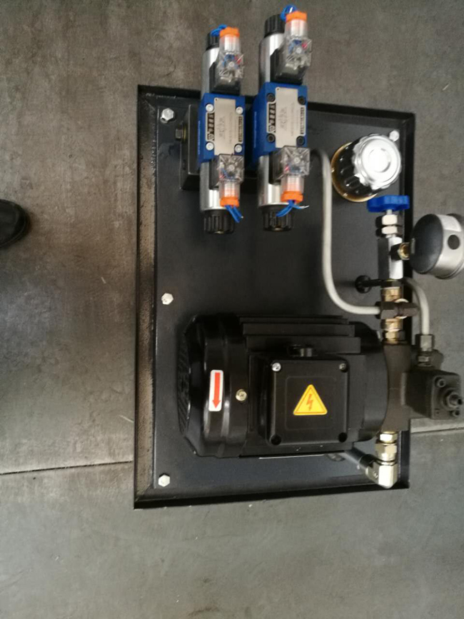 食品(pin)機械液壓系(xi)統