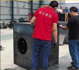 大型液壓站 國(guo)立液壓，為機械(xie)企業提供動