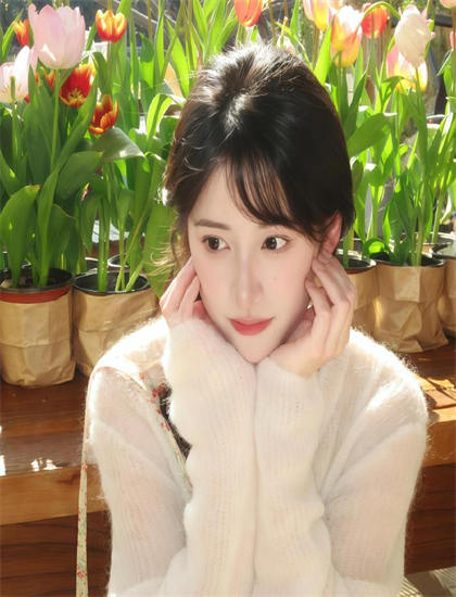 从艺术电影角度解读《重生八零，歌后变肥妻》：的文化内涵与社会意义 ——带你领略艺术电影的魅力